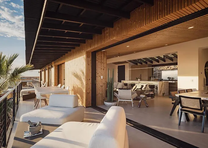 Villa Skyeview - Award-winning Mountaintop Oasis Phoenix