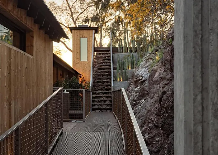 Skyeview - Award-winning Mountaintop Oasis