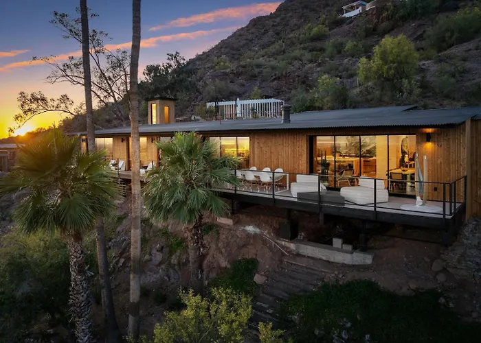 Skyeview - Award-winning Mountaintop Oasis Villa Phoenix