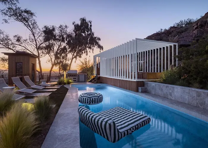 Skyeview - Award-winning Mountaintop Oasis *