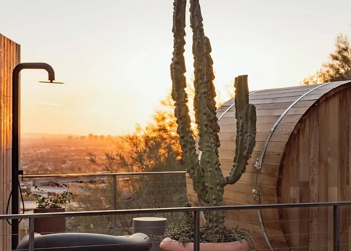 Villa Skyeview - Award-winning Mountaintop Oasis Phoenix