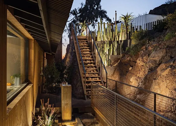 Skyeview - Award-winning Mountaintop Oasis *