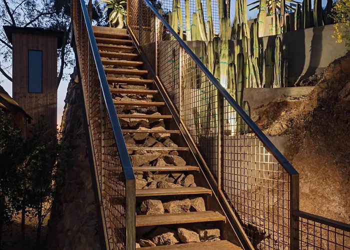 Skyeview - Award-winning Mountaintop Oasis Villa *