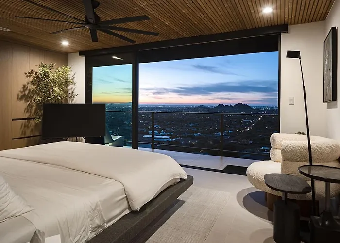Skyeview - Award-winning Mountaintop Oasis Villa