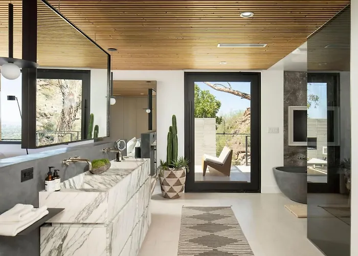 Villa Skyeview - Award-winning Mountaintop Oasis Phoenix