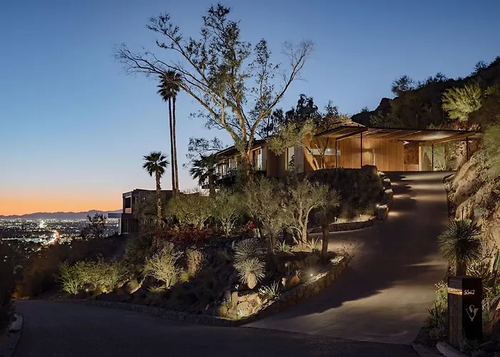 Villa Skyeview - Award-winning Mountaintop Oasis Phoenix