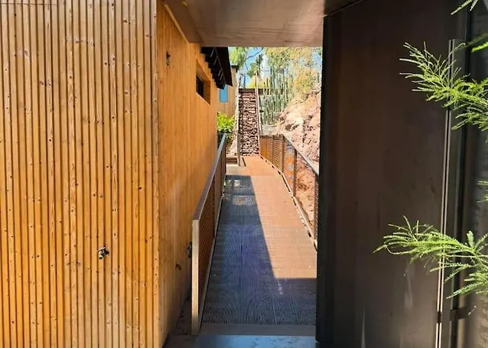 Skyeview - Award-winning Mountaintop Oasis Villa *